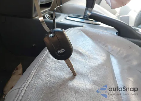 2010 Ford Fusion Hybrid z USA, uszkodzony, nr VIN 3FADP0L30AR307632